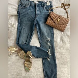 NWT Abercrombie and fitch super skinny denim jeans short